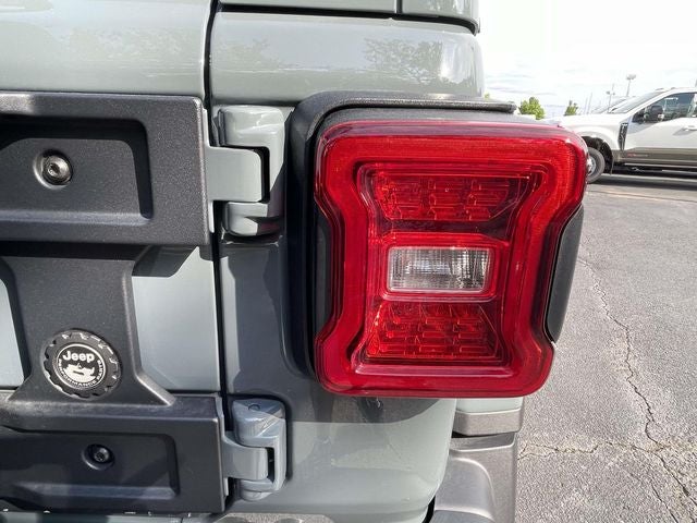 2025 Jeep Wrangler Rubicon 392