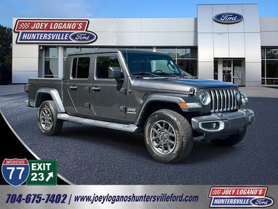 2022 Jeep Gladiator Overland