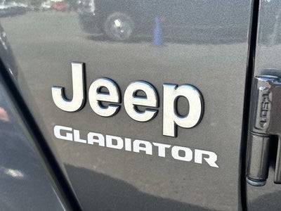 2022 Jeep Gladiator Overland
