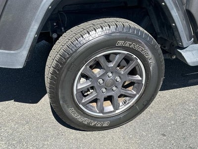 2022 Jeep Gladiator Overland