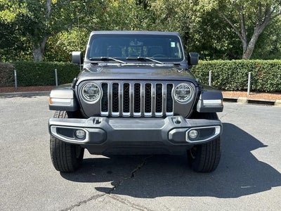 2022 Jeep Gladiator Overland
