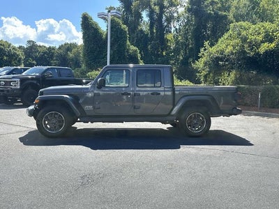 2022 Jeep Gladiator Overland