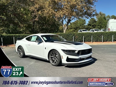 2026 Ford Mustang Dark Horse