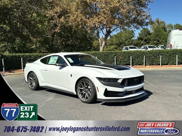 2026 Ford Mustang Dark Horse