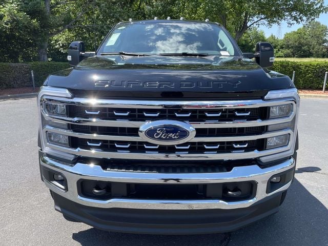 2026 Ford F-550SD Lariat DRW