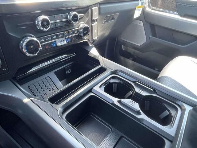 2026 Ford F-550SD Lariat DRW