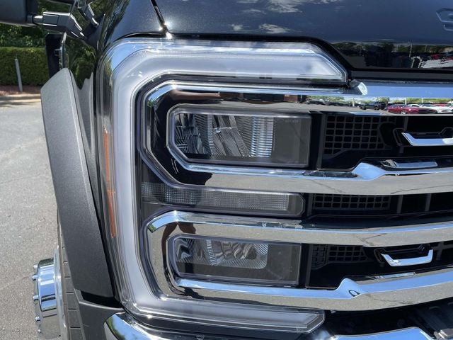 2026 Ford F-550SD Lariat DRW
