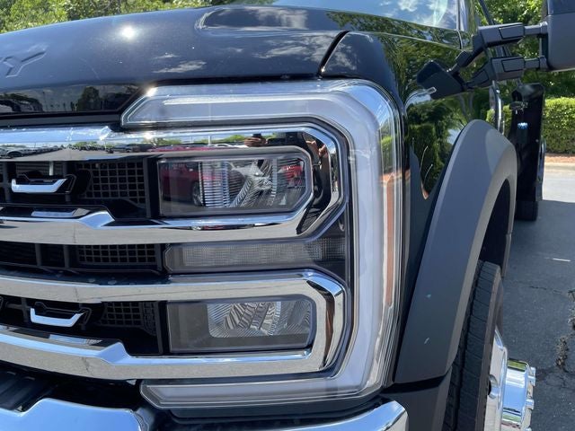 2026 Ford F-550SD Lariat DRW
