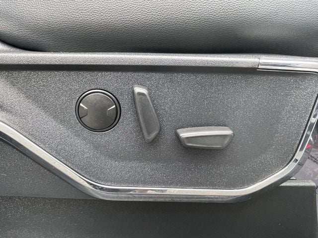 2024 Ford F-250SD Lariat BLACK WIDOW by FOX FACTORY