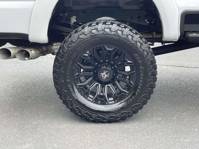 2024 Ford F-250SD Lariat BLACK WIDOW by FOX FACTORY