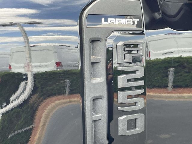2026 Ford F-250SD Lariat BLACK WIDOW by FOX FACTORY