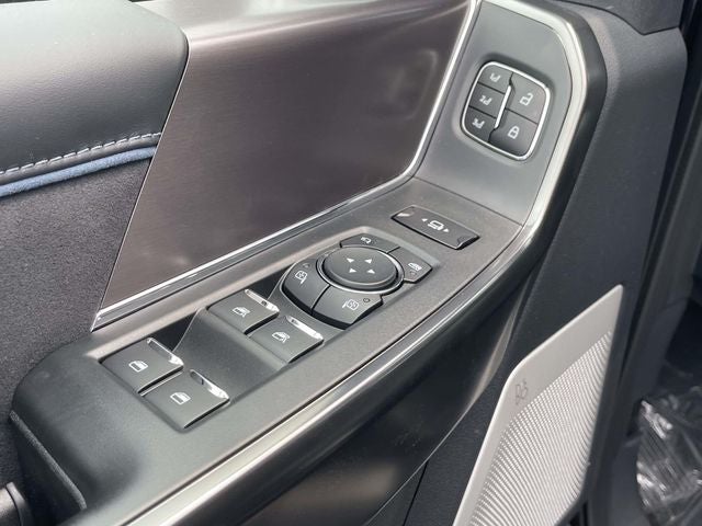2026 Ford F-350SD Platinum DRW
