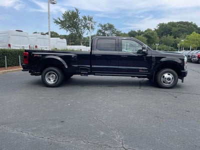 2026 Ford F-350SD Platinum DRW