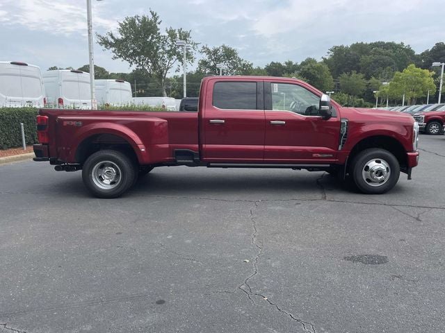 2026 Ford F-350SD Platinum DRW
