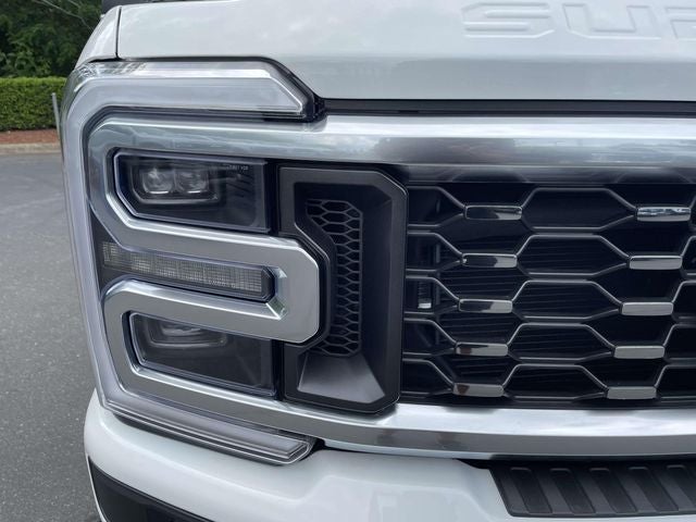 2026 Ford F-350SD Platinum DRW