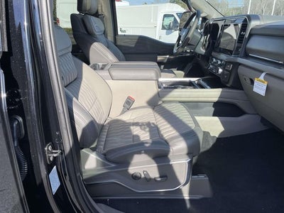 2026 Ford F-350SD Platinum DRW