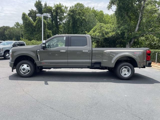 2026 Ford F-350SD Platinum DRW
