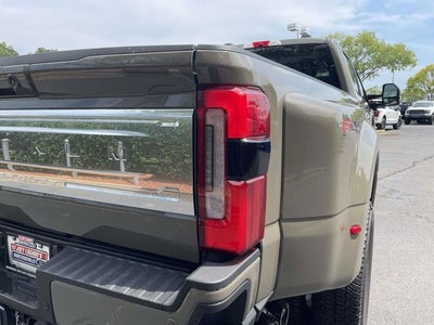 2026 Ford F-350SD Platinum DRW
