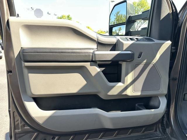2022 Ford F-350SD XLT DRW