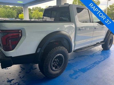 2025 Ford F-150 Raptor 37