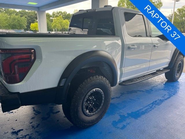2025 Ford F-150 Raptor 37