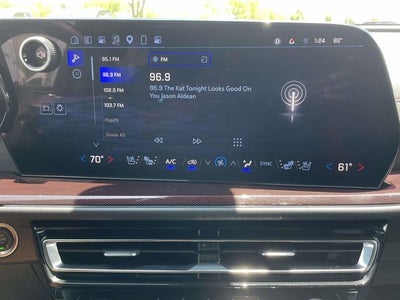 2025 Chevrolet Traverse RS