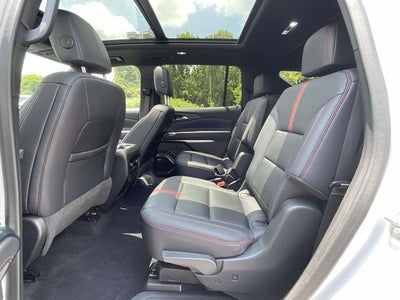 2025 Chevrolet Traverse RS