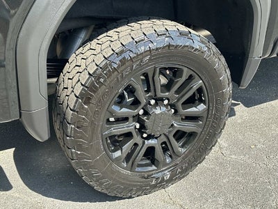 2023 GMC Sierra 2500HD Denali