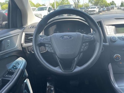 2018 Ford Edge SE