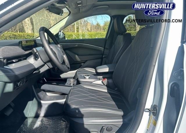 2023 Ford Mustang Mach-E California Route 1