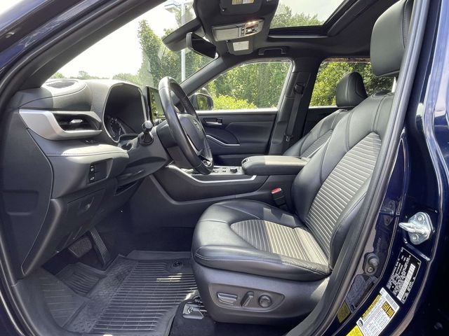 2022 Toyota Highlander XSE