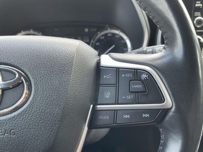 2022 Toyota Highlander XSE