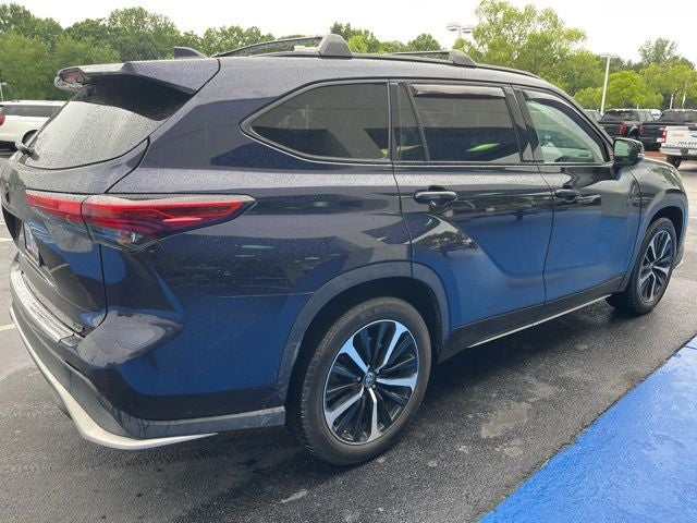 2022 Toyota Highlander XSE