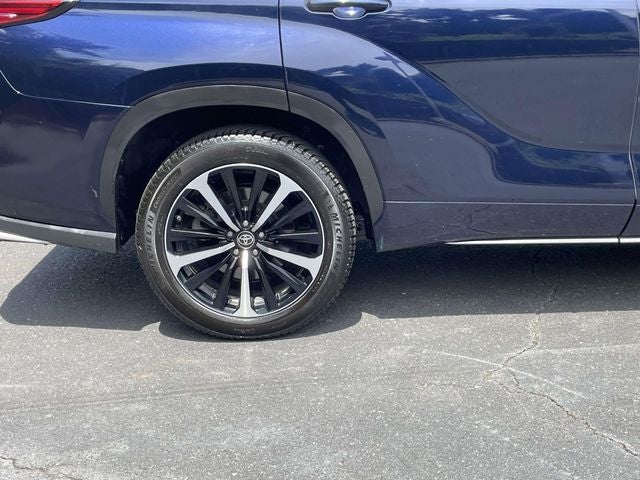 2022 Toyota Highlander XSE