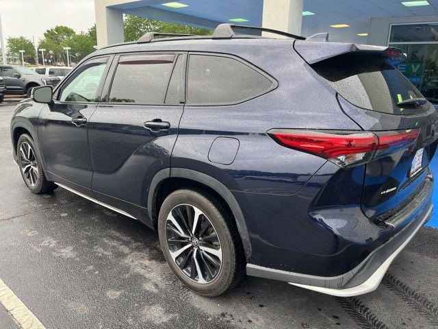 2022 Toyota Highlander XSE