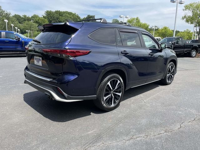 2022 Toyota Highlander XSE