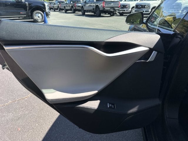 2015 Tesla Model S 70D