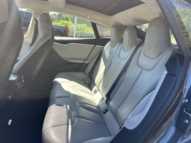 2015 Tesla Model S 70D