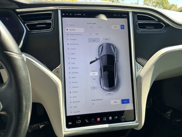 2015 Tesla Model S 70D