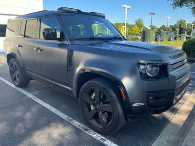 2024 Land Rover Defender 130 X-Dynamic SE