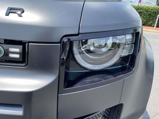2024 Land Rover Defender 130 X-Dynamic SE
