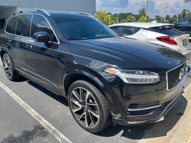 2018 Volvo XC90 T6 Momentum