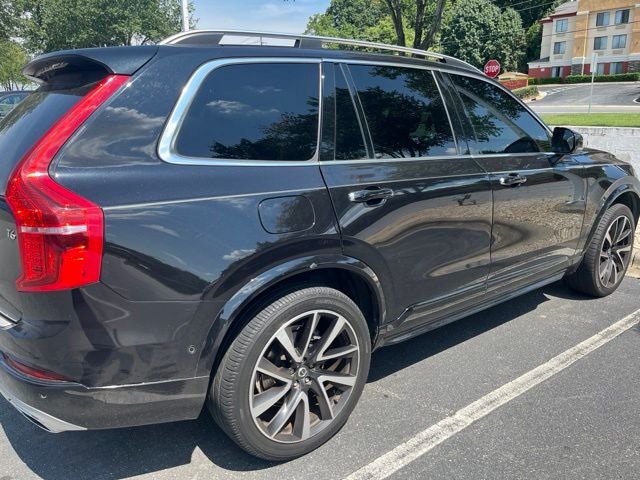 2018 Volvo XC90 T6 Momentum