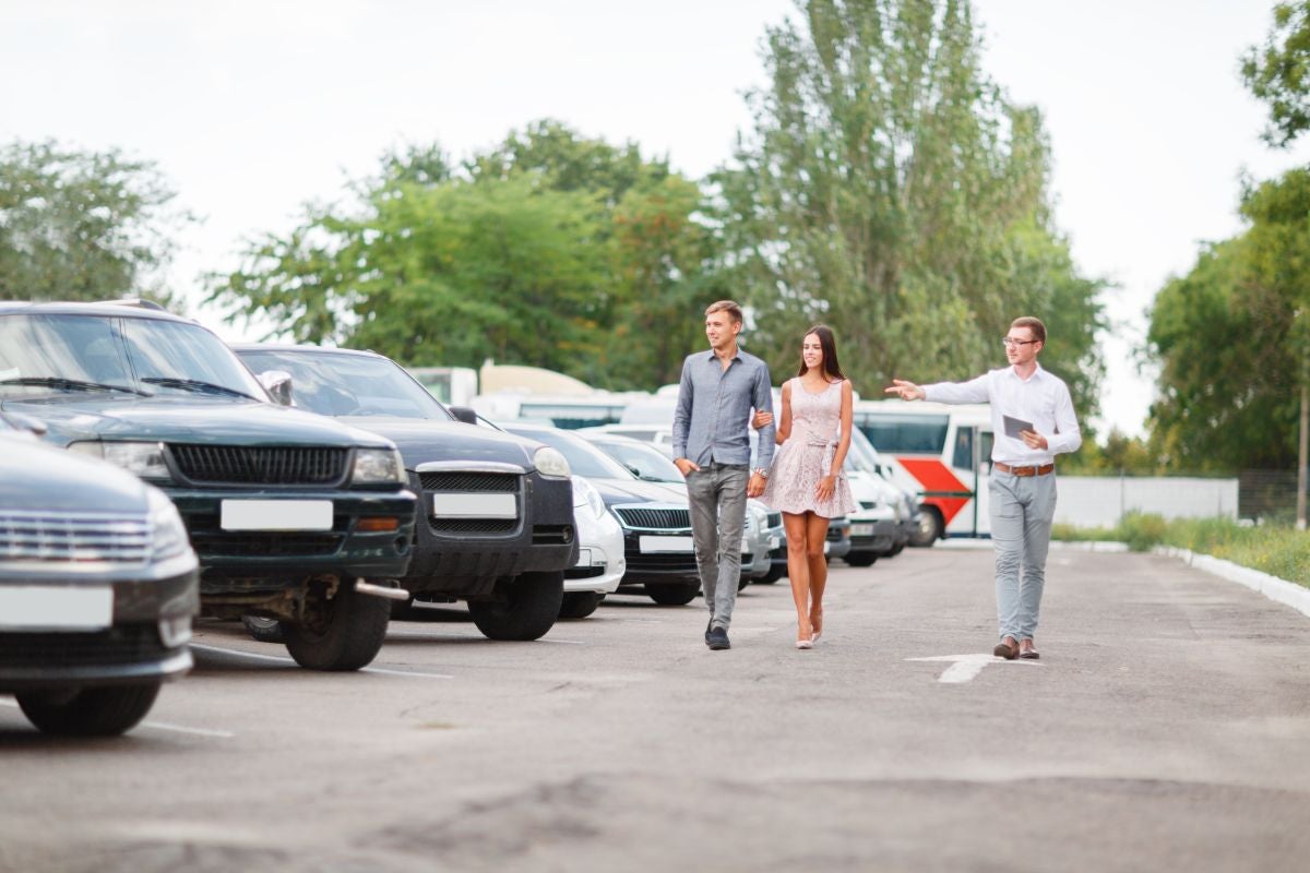 Couple Shoppint at a Used Car Dealer near Lincolnton NC